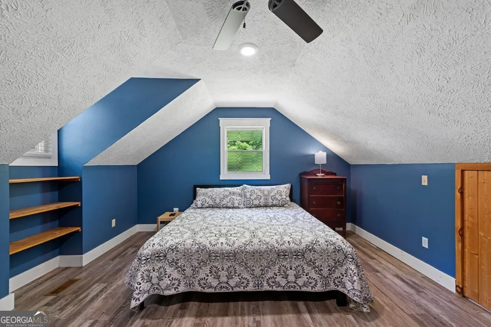 760 River Bend LN Blue Ridge, GA 30513