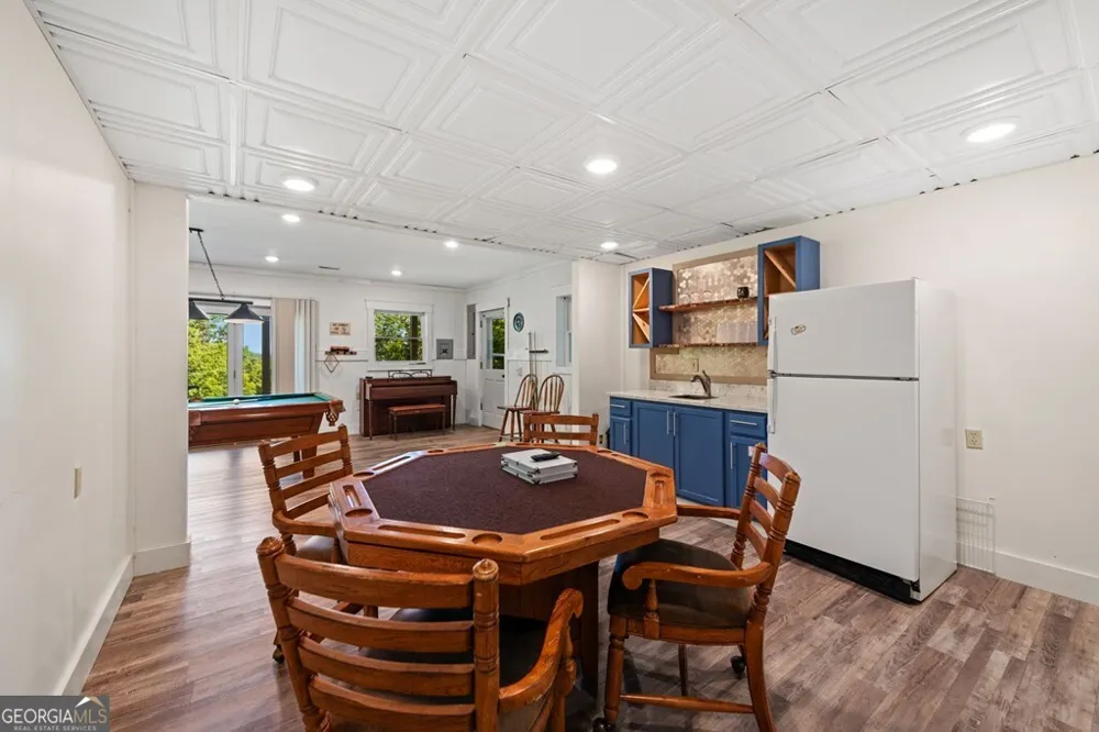 760 River Bend LN Blue Ridge, GA 30513