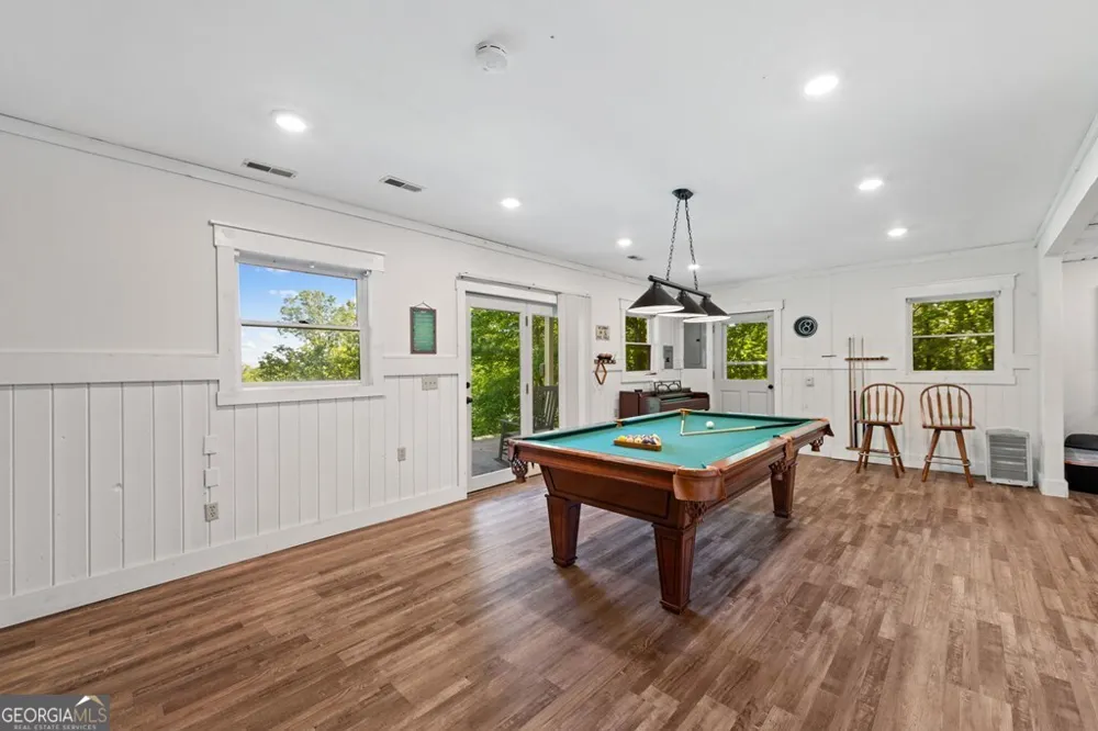760 River Bend LN Blue Ridge, GA 30513