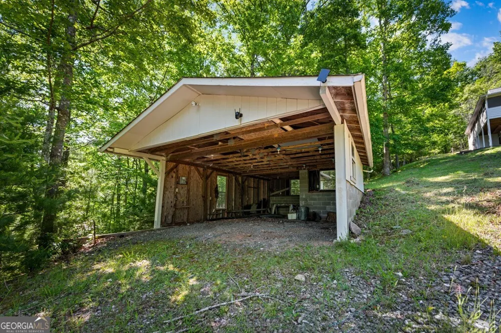 760 River Bend LN Blue Ridge, GA 30513