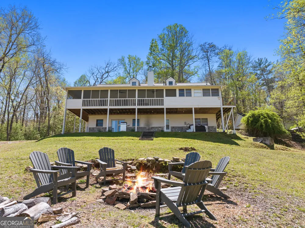 760 River Bend LN Blue Ridge, GA 30513