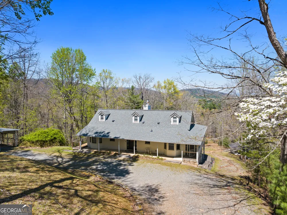 760 River Bend LN Blue Ridge, GA 30513