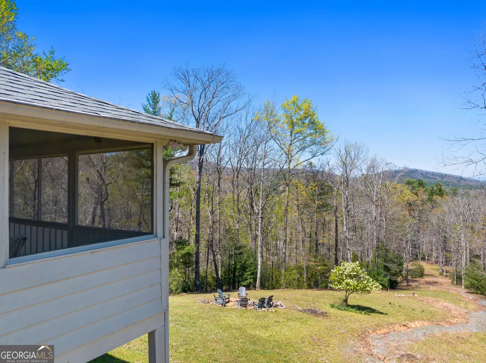 760 River Bend LN Blue Ridge, GA 30513