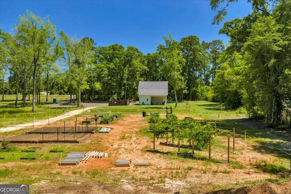 466 Bear Branch RD Kathleen, GA 31047