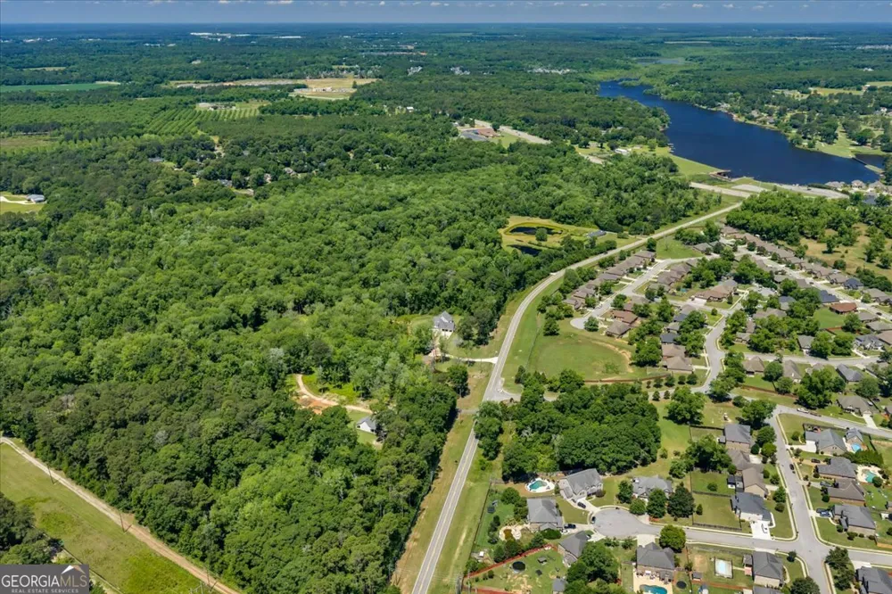 466 Bear Branch RD Kathleen, GA 31047
