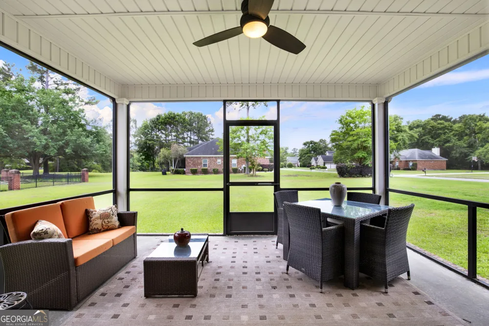 75 Brigham LN Richmond Hill, GA 31324