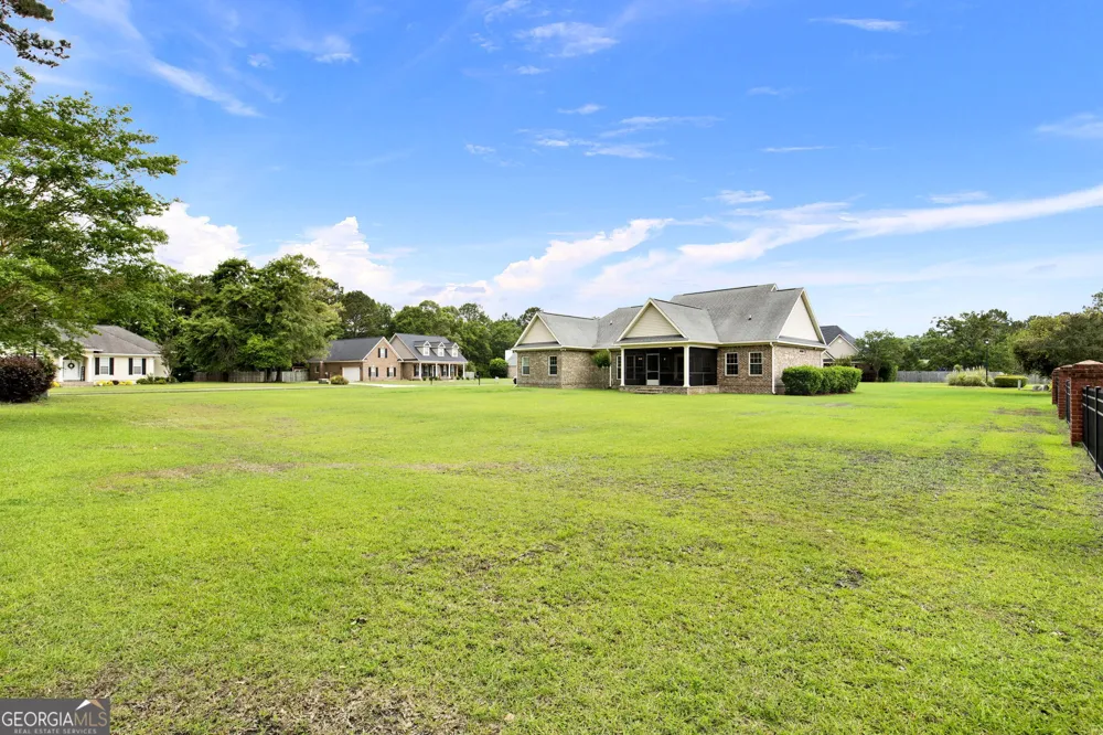 75 Brigham LN Richmond Hill, GA 31324
