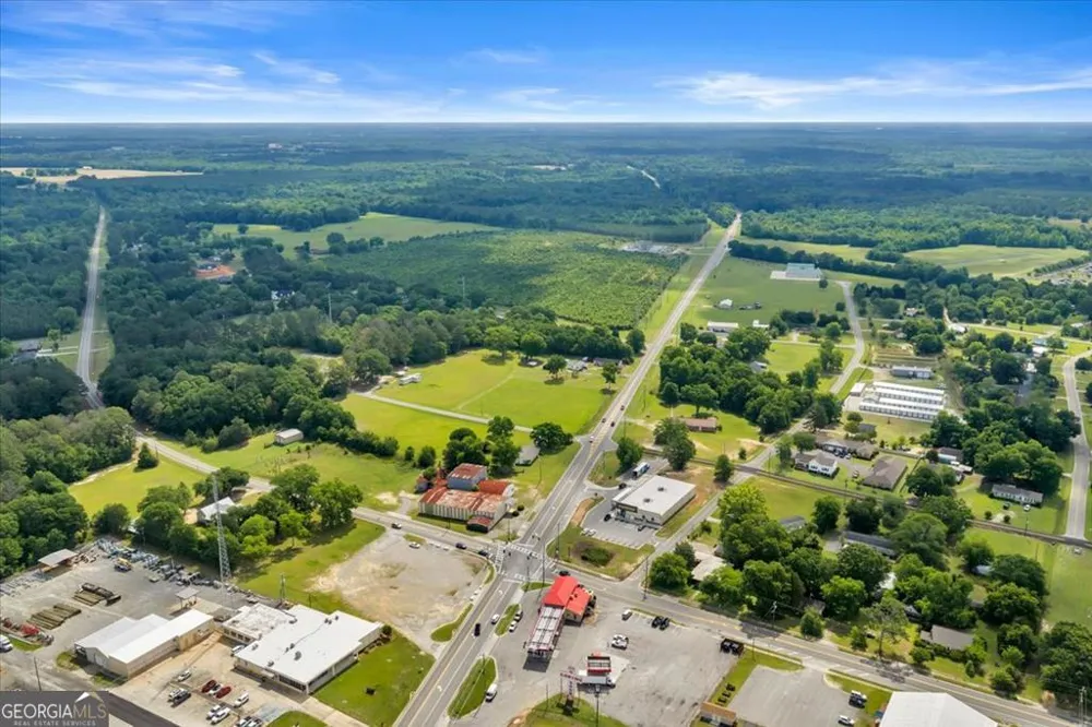 1295 Blackshear Ferry RD Dudley, GA 31022
