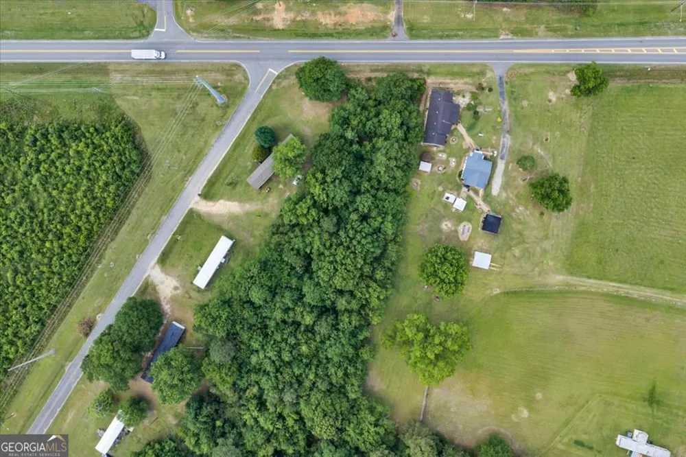 1295 Blackshear Ferry RD Dudley, GA 31022