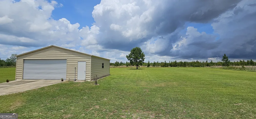 157 Scarlett Ohara DR Ailey, GA 30410