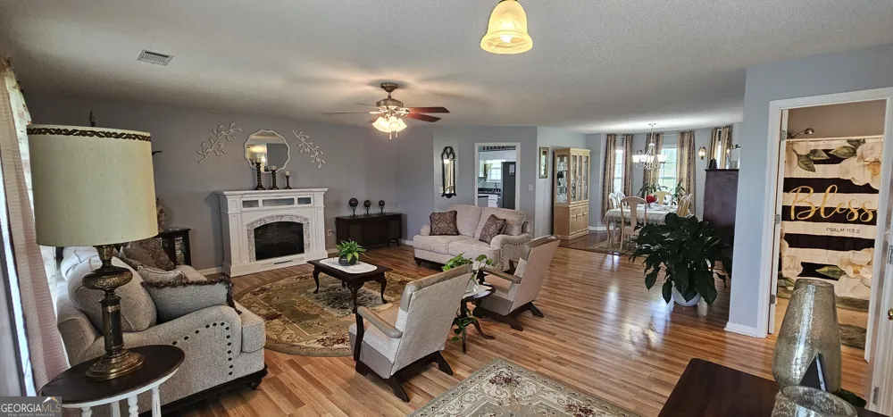 157 Scarlett Ohara DR Ailey, GA 30410