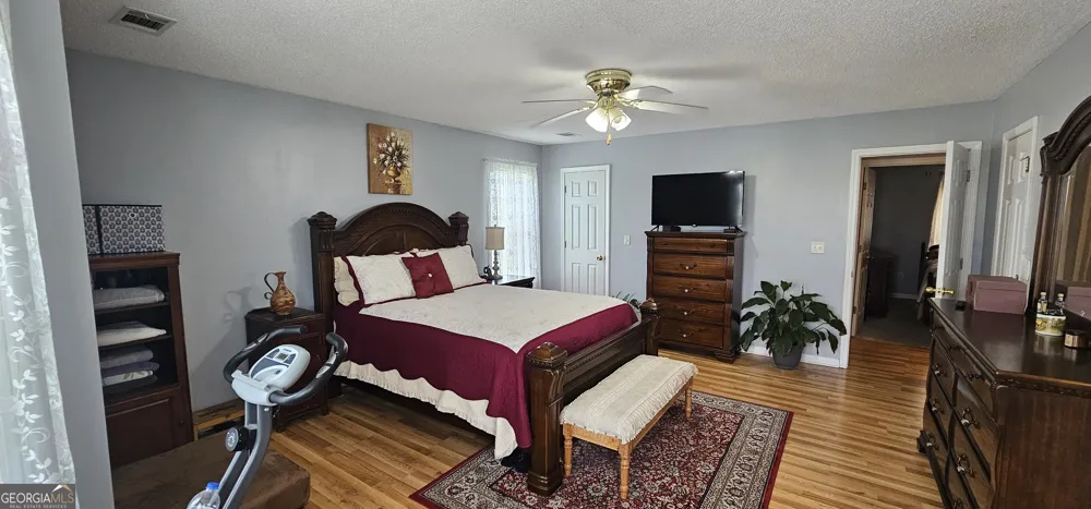 157 Scarlett Ohara DR Ailey, GA 30410