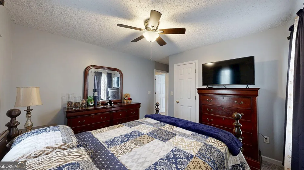 157 Scarlett Ohara DR Ailey, GA 30410