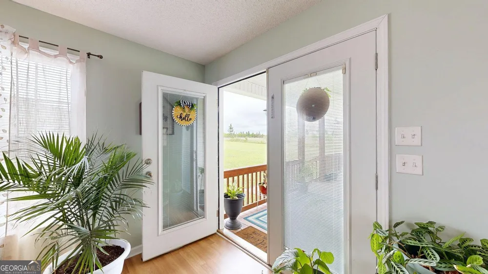 157 Scarlett Ohara DR Ailey, GA 30410