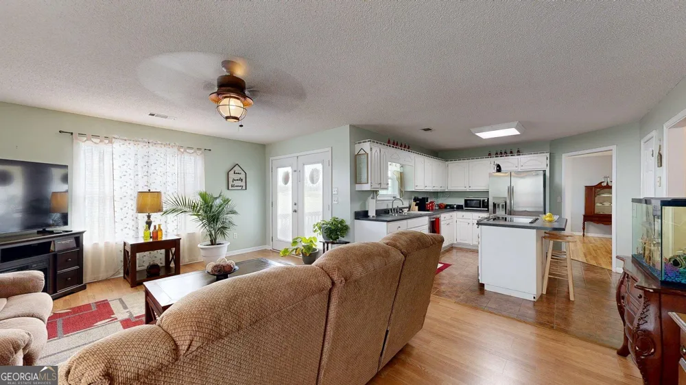 157 Scarlett Ohara DR Ailey, GA 30410