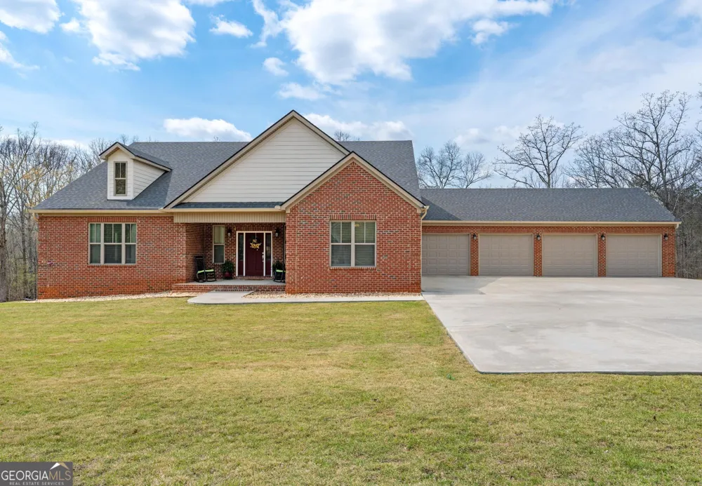 733 Cherry RD Franklin, GA 30217