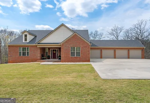 733 Cherry RD