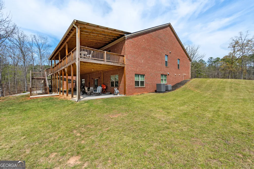 733 Cherry RD Franklin, GA 30217