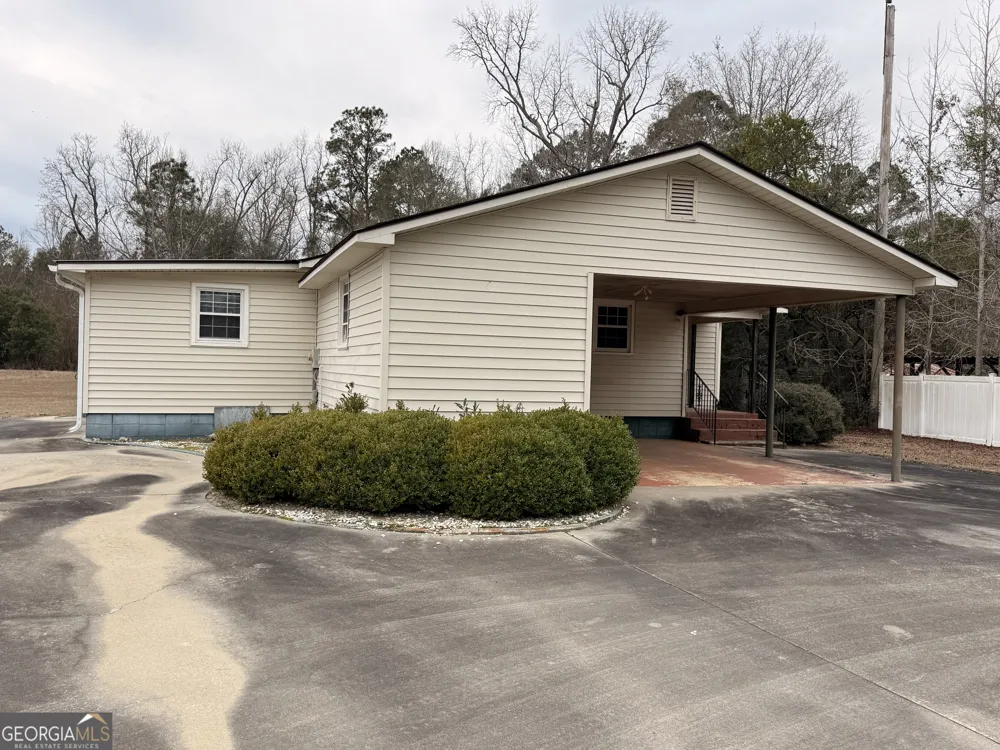 1025 Ralph Mullis RD Rentz, GA 31075