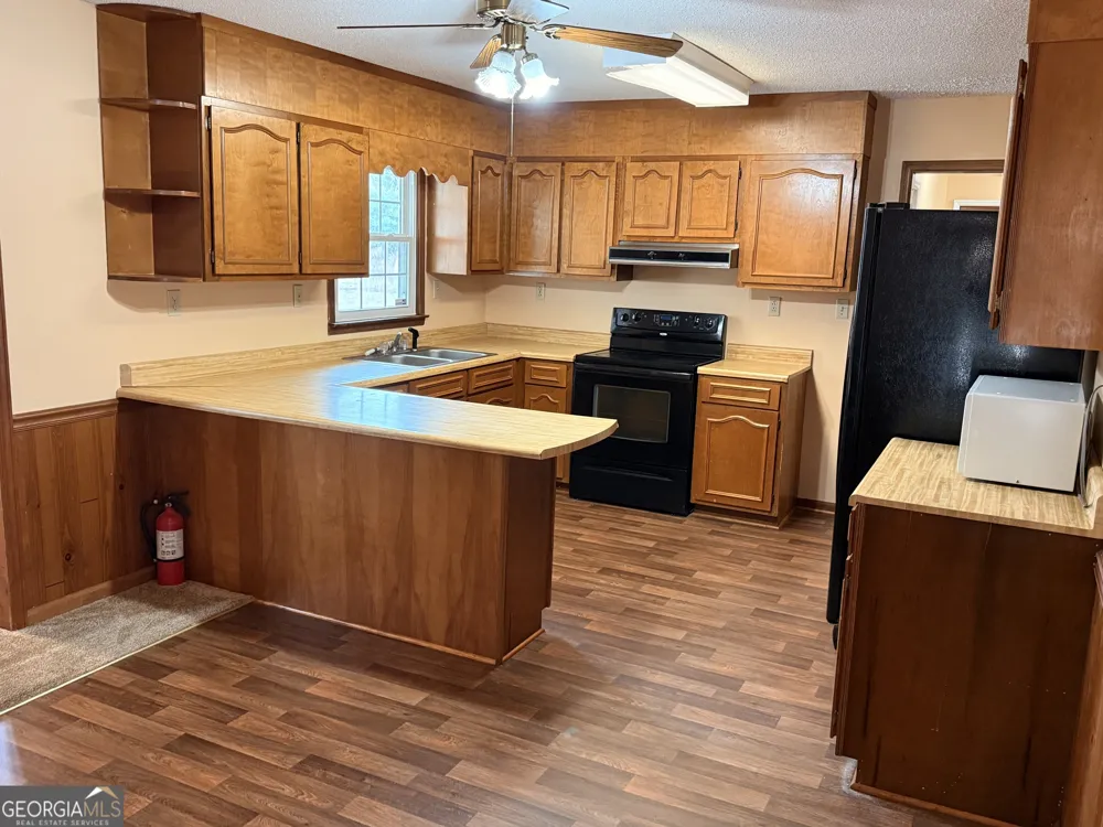 1025 Ralph Mullis RD Rentz, GA 31075