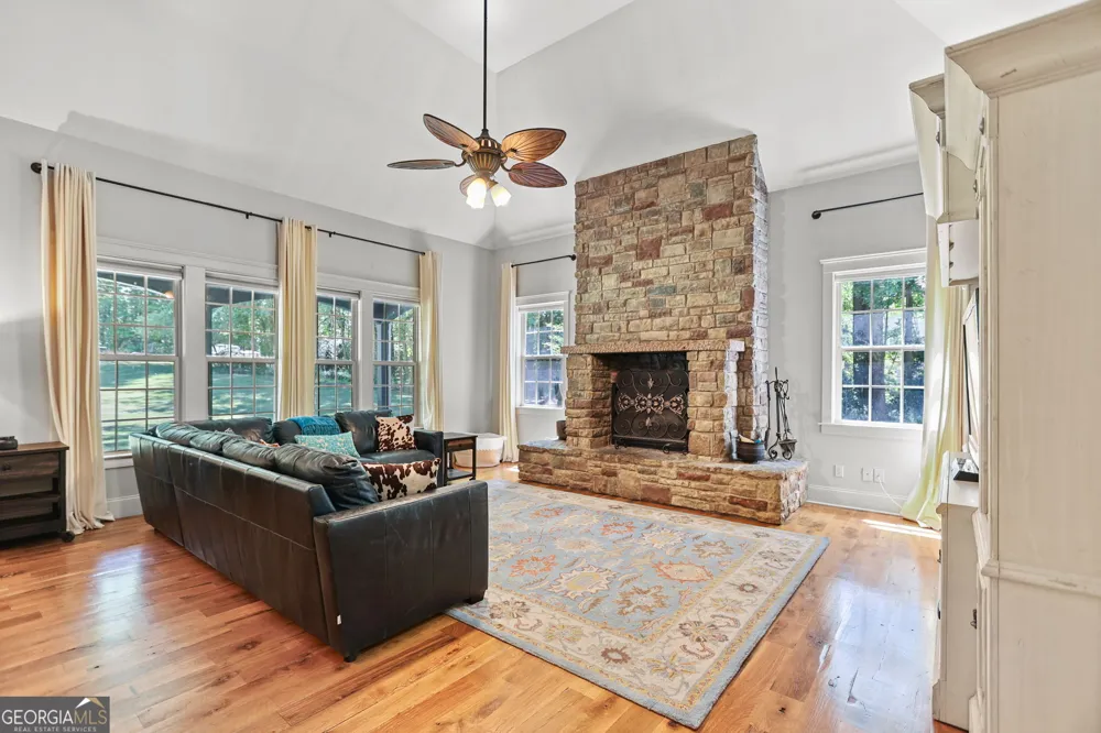 583 Haynie RD Moreland, GA 30259