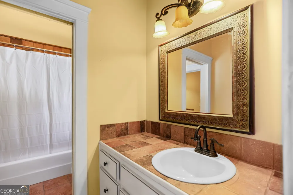 583 Haynie RD Moreland, GA 30259