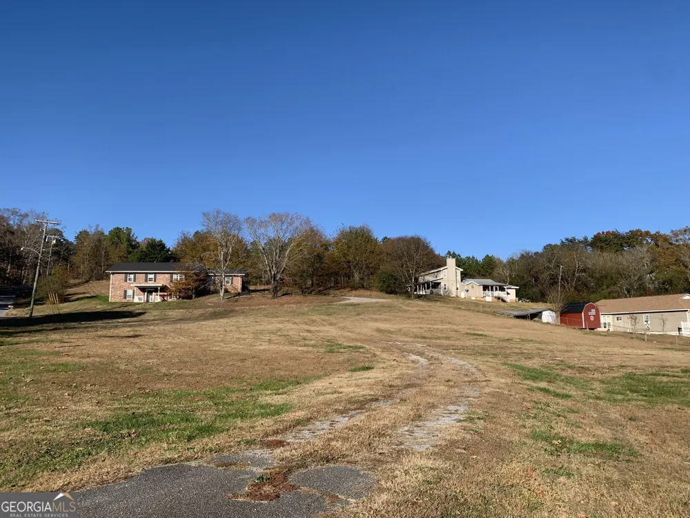 2 Skyline HTS LaFayette, GA 30728