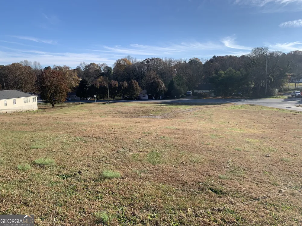 2 Skyline HTS LaFayette, GA 30728