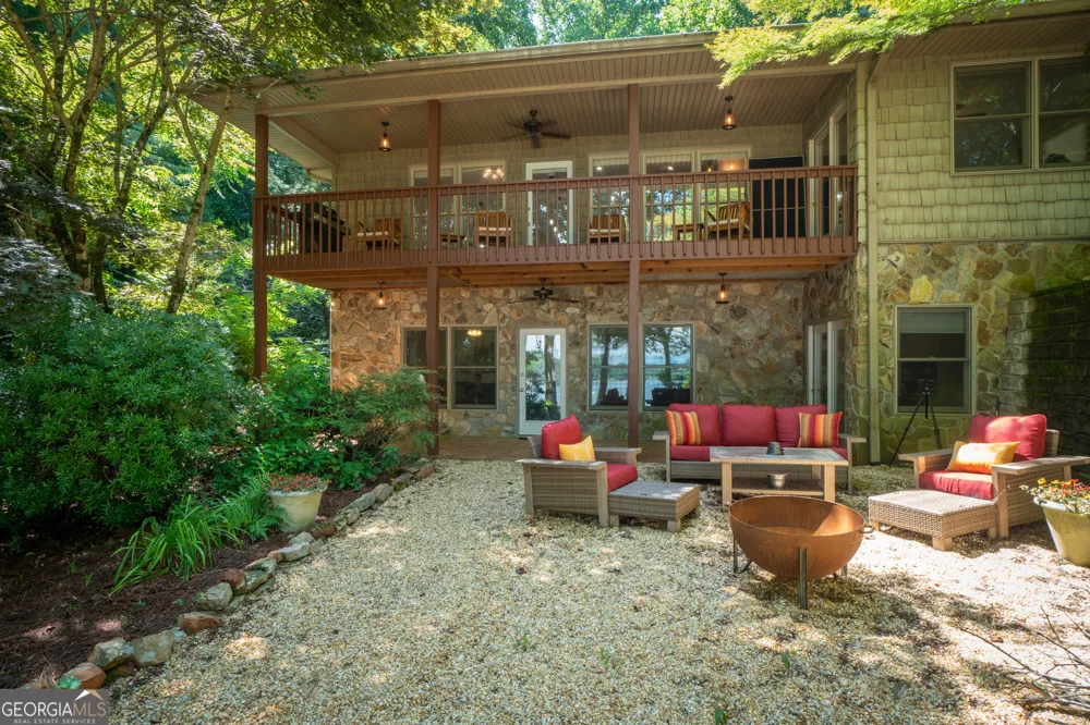 313 Omega WAY Hiawassee, GA 30546