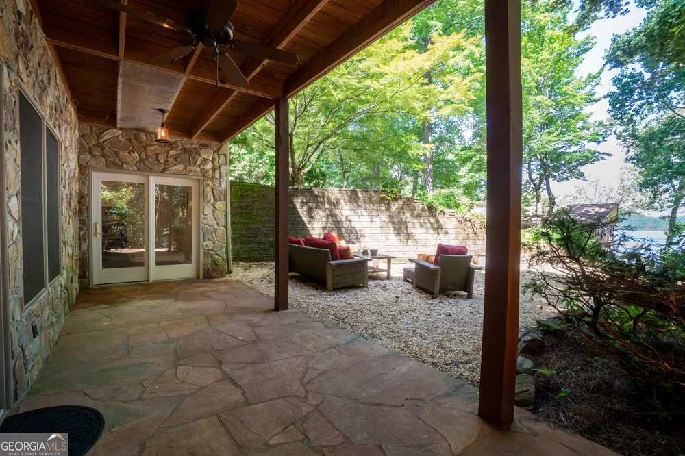 313 Omega WAY Hiawassee, GA 30546