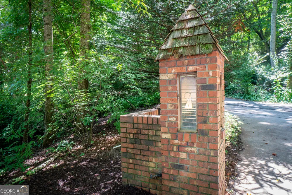 313 Omega WAY Hiawassee, GA 30546