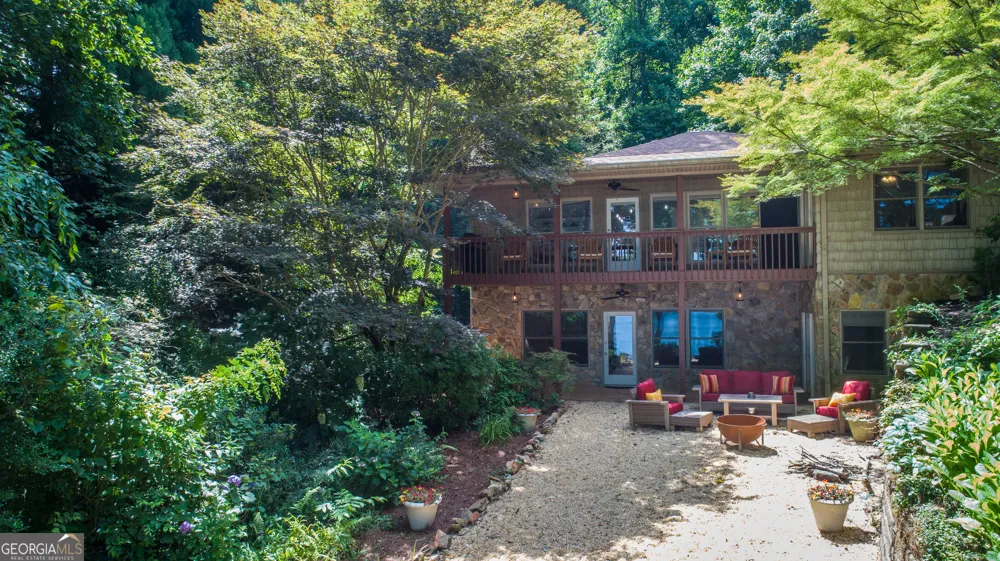 313 Omega WAY Hiawassee, GA 30546