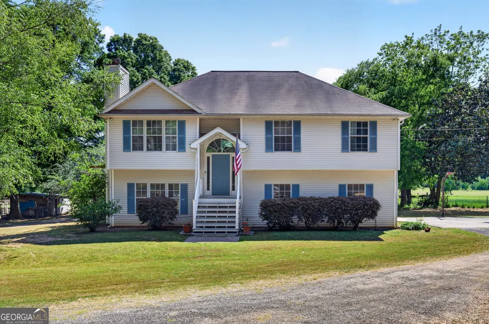 511 W Mcintosh RD Brooks, GA 30205