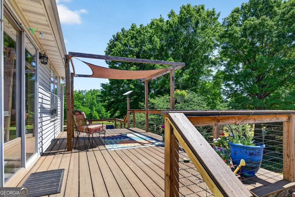 511 W Mcintosh RD Brooks, GA 30205