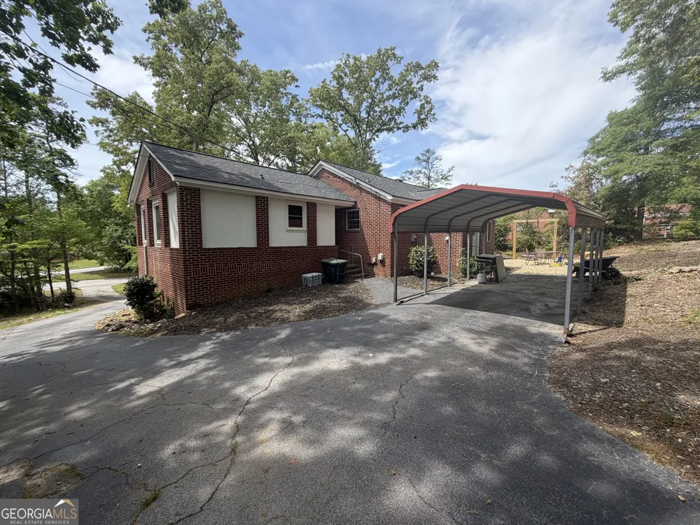 411 Ridgecrest DR Elberton, GA 30635