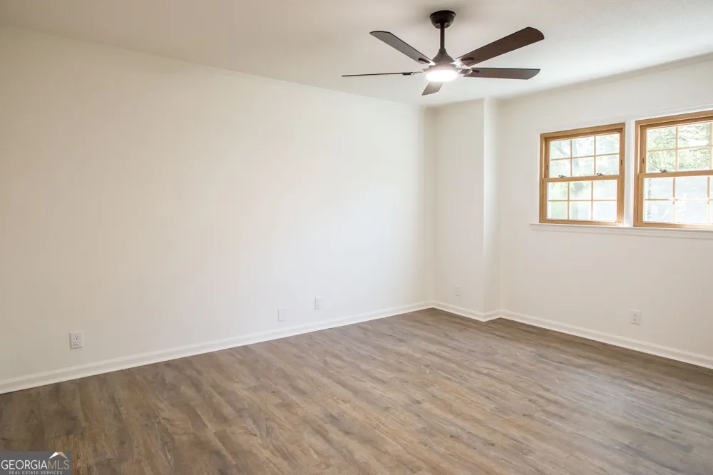 110 Briarwood RD Waycross, GA 31501
