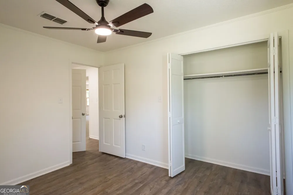 110 Briarwood RD Waycross, GA 31501