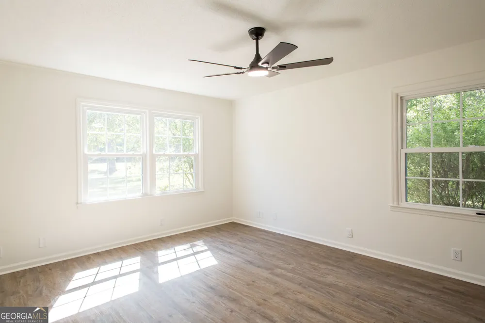 110 Briarwood RD Waycross, GA 31501