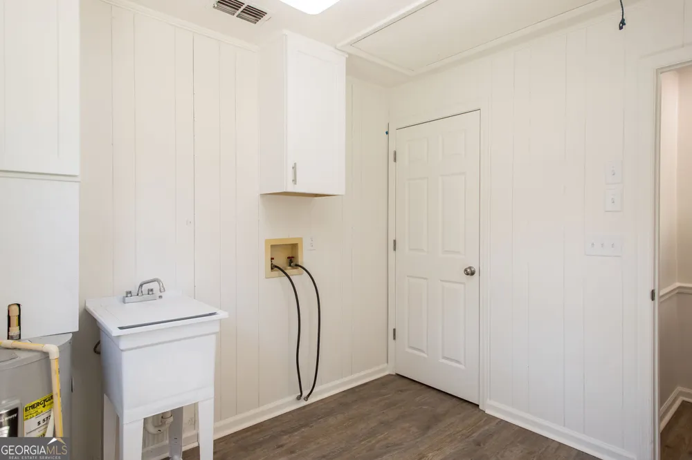 110 Briarwood RD Waycross, GA 31501