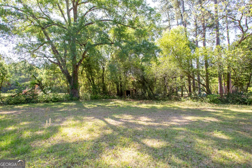 110 Briarwood RD Waycross, GA 31501