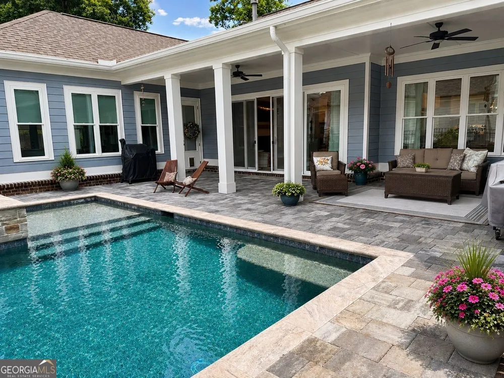 913 Indigo Bunting RD Statham, GA 30666
