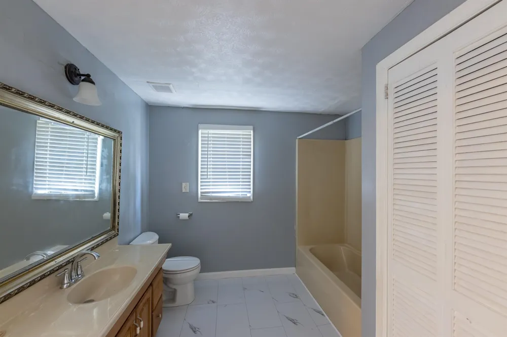 524 W Goodrich AVE Thomaston, GA 30286