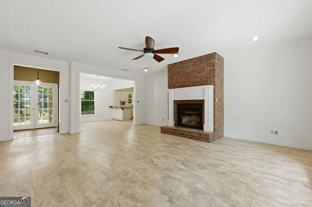 1160 Cave Spring RD Cedartown, GA 30125