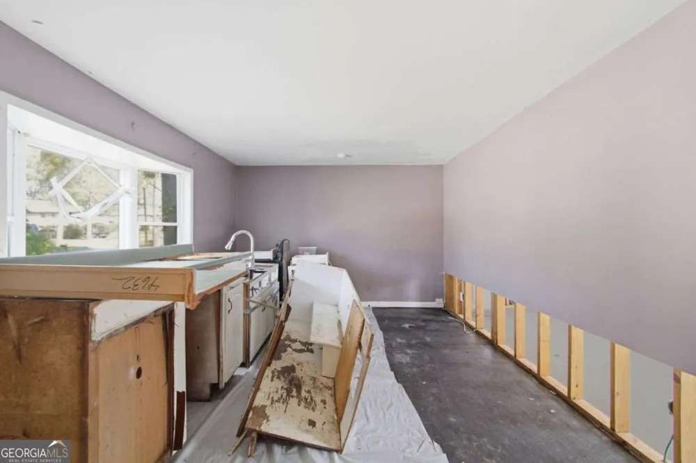 2459 Rockknoll DR Conley, GA 30288