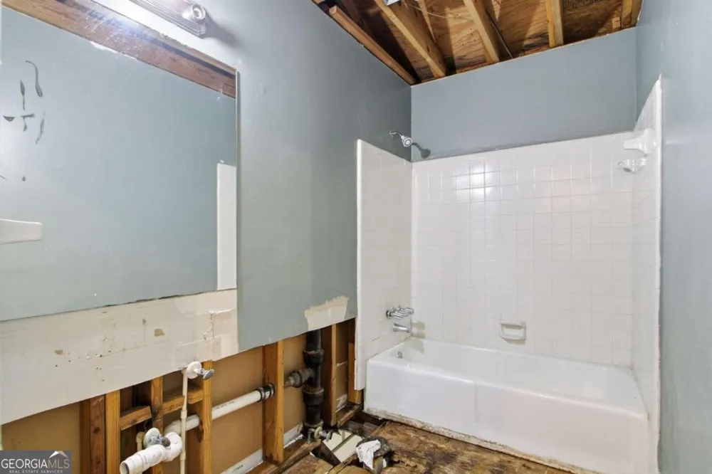 2459 Rockknoll DR Conley, GA 30288