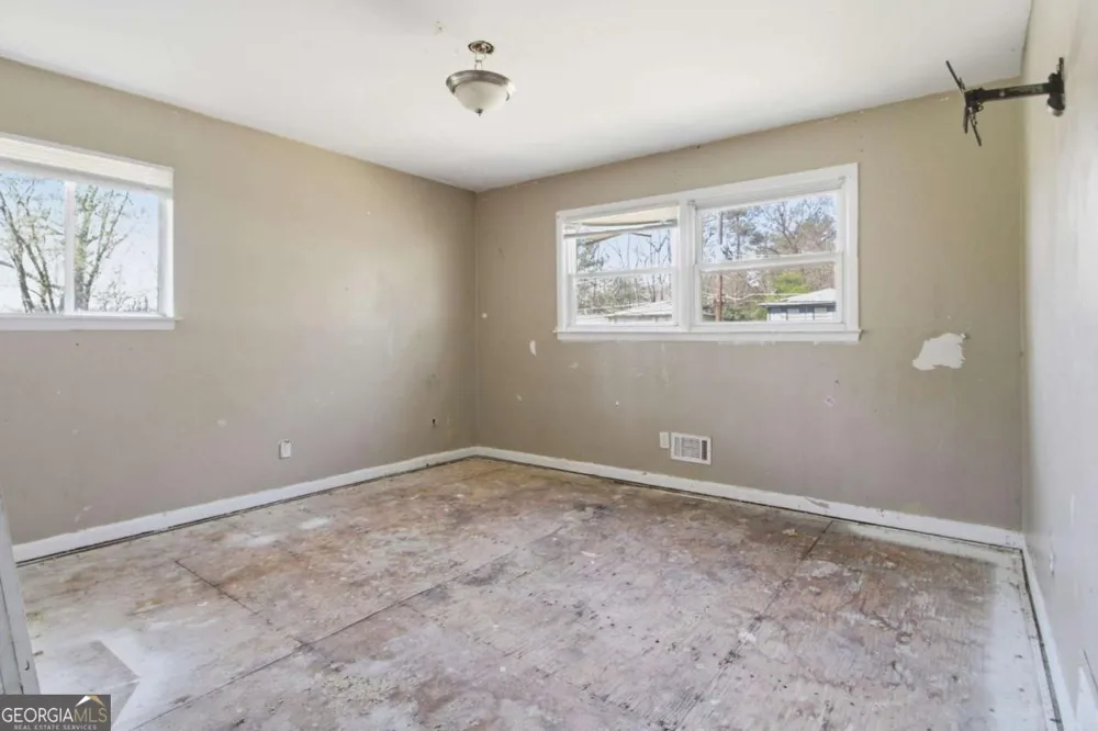 2459 Rockknoll DR Conley, GA 30288