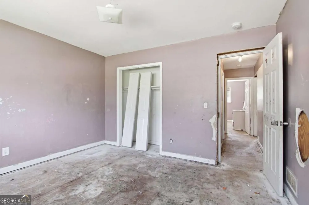 2459 Rockknoll DR Conley, GA 30288