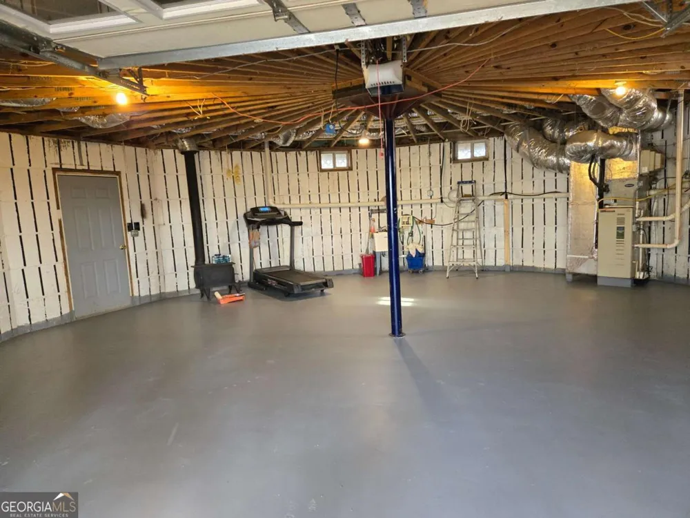 1900 Long Ridge RD Hiawassee, GA 30546
