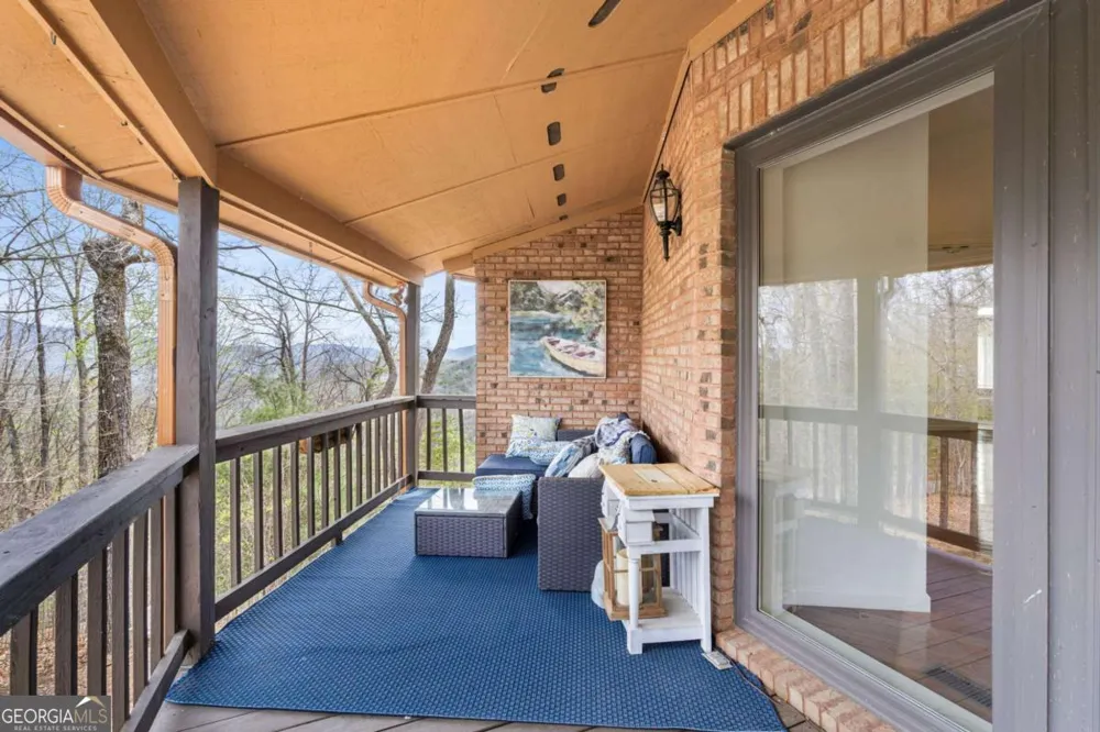 1900 Long Ridge RD Hiawassee, GA 30546
