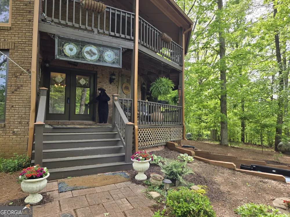 1900 Long Ridge RD Hiawassee, GA 30546